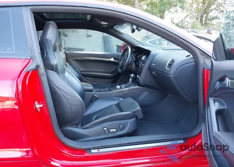 2013 Audi Rs5 z USA, uszkodzony, nr VIN WUAC6AFR1DA900108